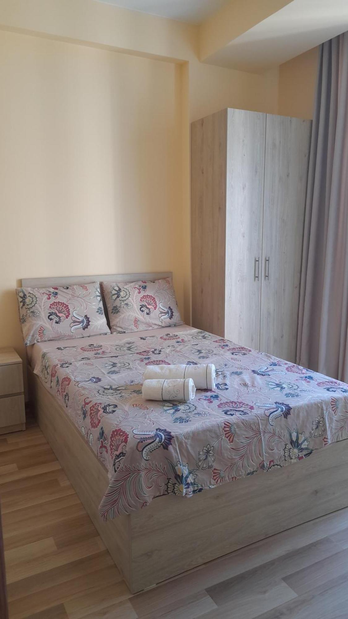 Appartement Flat à Tbilissi Extérieur photo